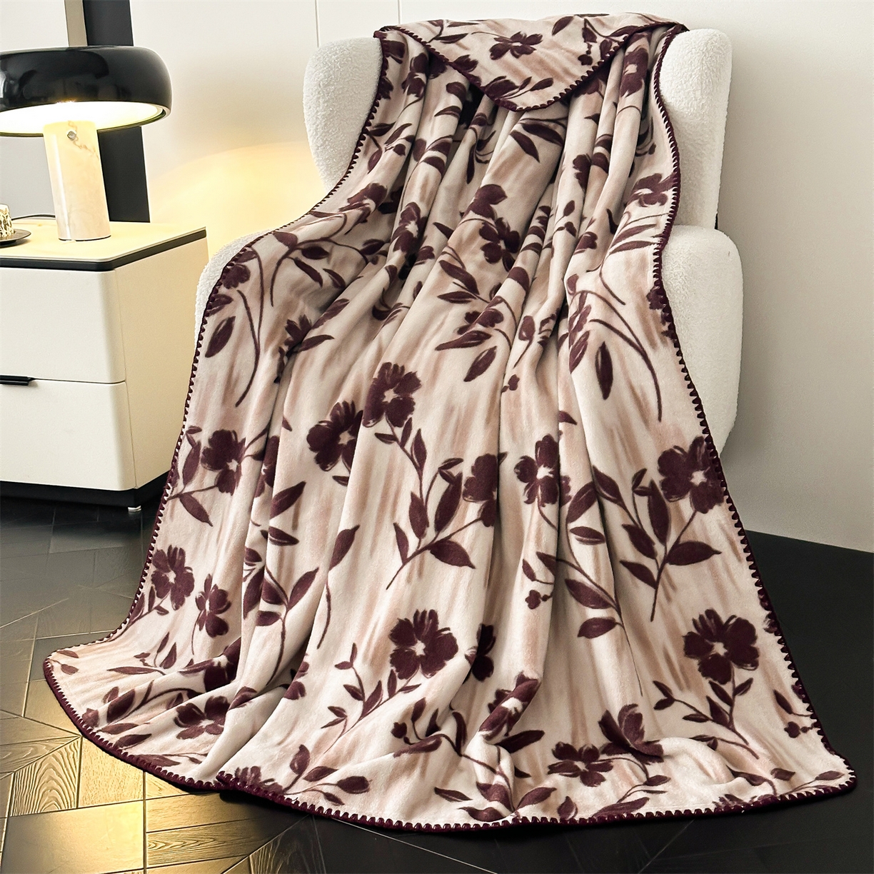 91家纺网 家纺一手货源 找家纺 （总）安力森/诚臻酒店用品 2025新款天竺绒数码印花轻奢盖毯