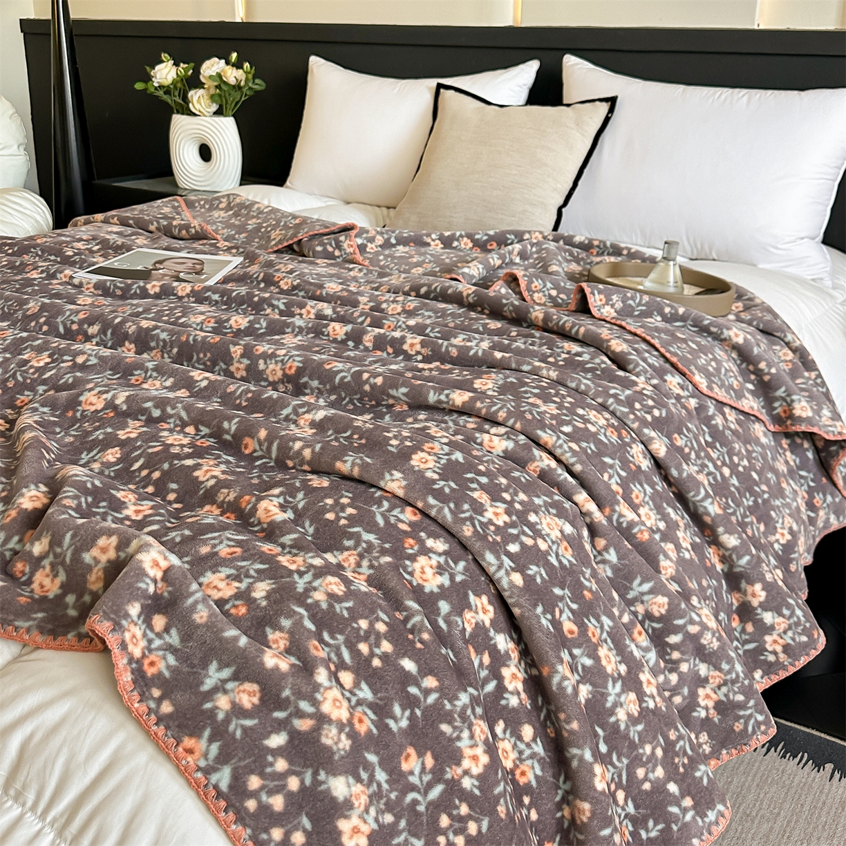 91家纺网 家纺一手货源 找家纺 （总）安力森/诚臻酒店用品 2025新款天竺绒数码印花轻奢盖毯