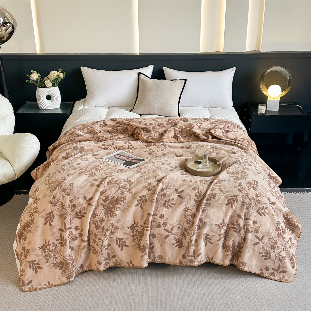 91家纺网 家纺一手货源 找家纺 安力森/诚臻酒店用品 2025新款天竺绒数码印花轻奢盖毯 月影-驼色