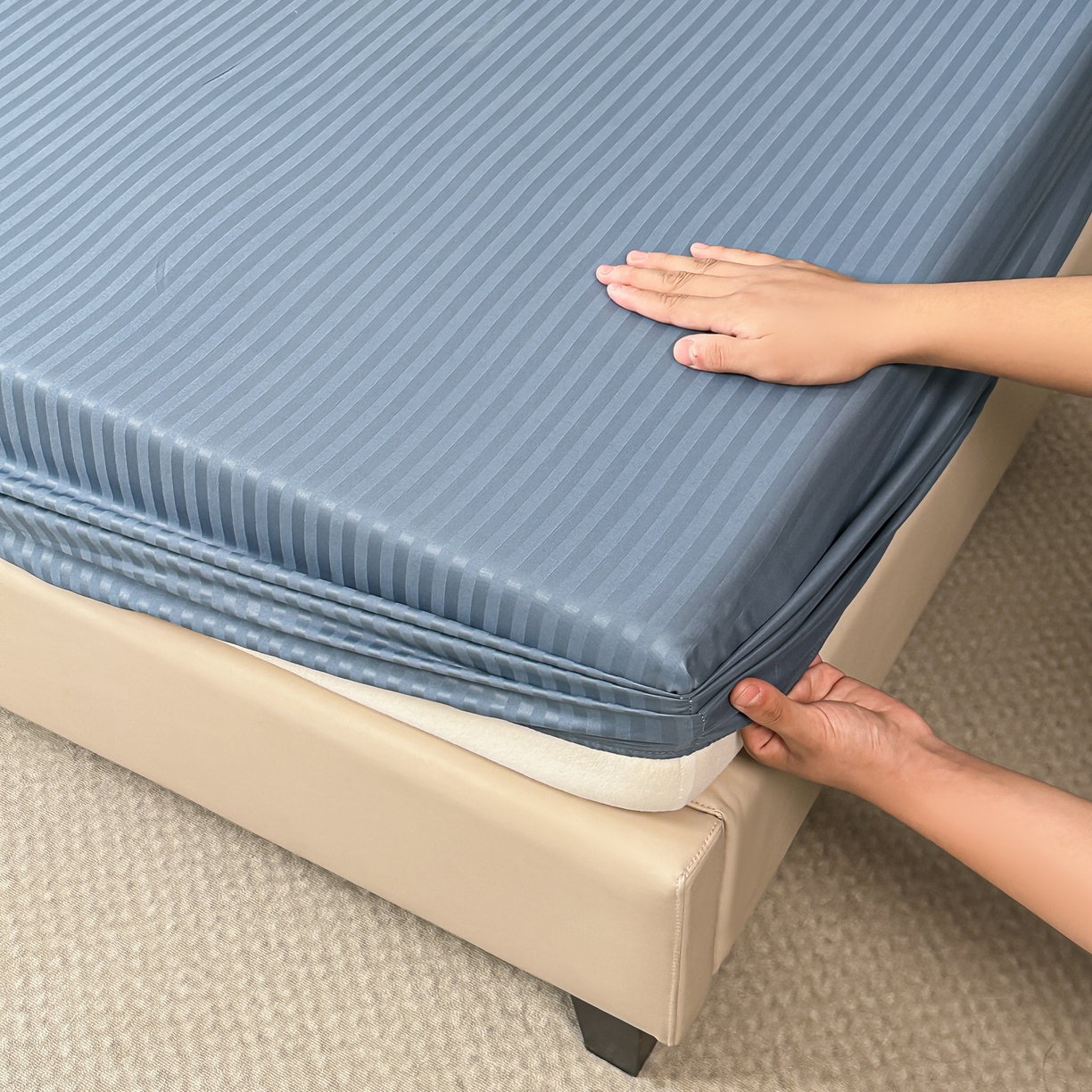 91家纺网 家纺一手货源 找家纺 安力森/诚臻酒店用品 2025新款酒店布草床单高支高密缎条款床笠三件套月子中心养老院机构专用床品 雾霾蓝