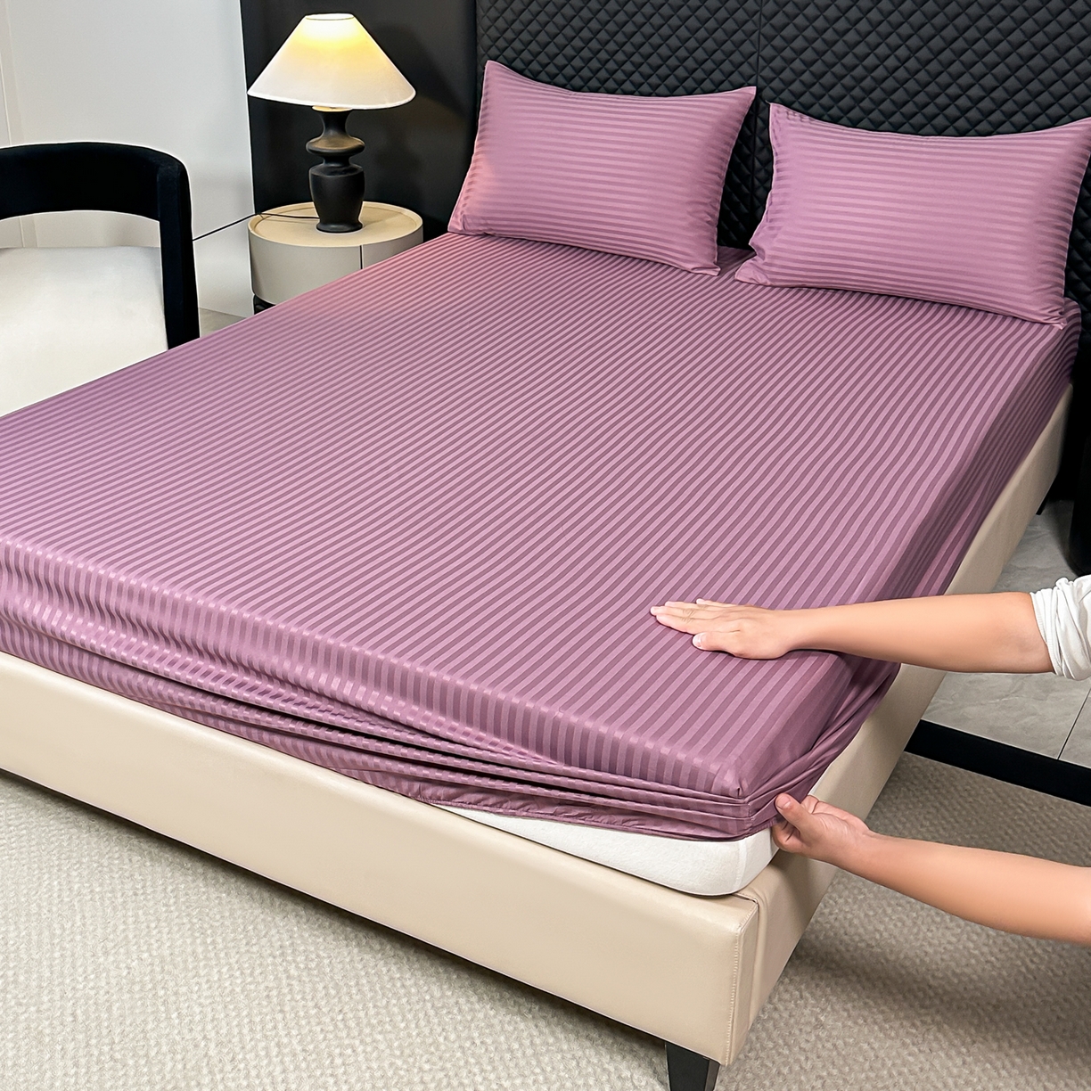 91家纺网 家纺一手货源 找家纺 安力森/诚臻酒店用品 2025新款酒店布草床单高支高密缎条款床笠三件套月子中心养老院机构专用床品 香芋紫