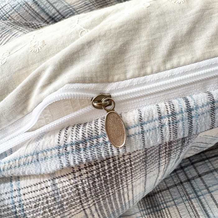 91家纺网 家纺一手货源 找家纺 上尚居 2025新款高克重法式复古无印风亚麻原麻四件套 格韵-蓝