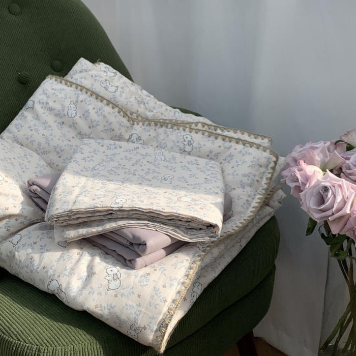 91家纺网 家纺一手货源 找家纺 源启生活 2025新款A类贝壳边款双层纱夏被 安琪拉