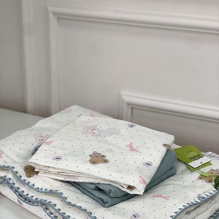 91家纺网 家纺一手货源 找家纺 源启生活 2025新款A类贝壳边款双层纱夏被 波点小兔