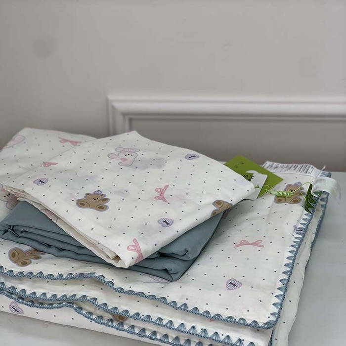 91家纺网 家纺一手货源 找家纺 源启生活 2025新款A类贝壳边款双层纱夏被 波点小兔