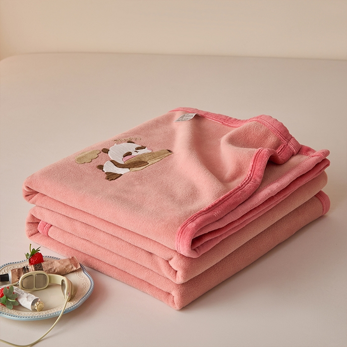 91家纺网 家纺一手货源 找家纺 皇寝世家家居 2025新款仿绵羊绒毛毯兔绒毯办公室午睡毯子毛巾被 四季空调沙发盖毯 豆沙