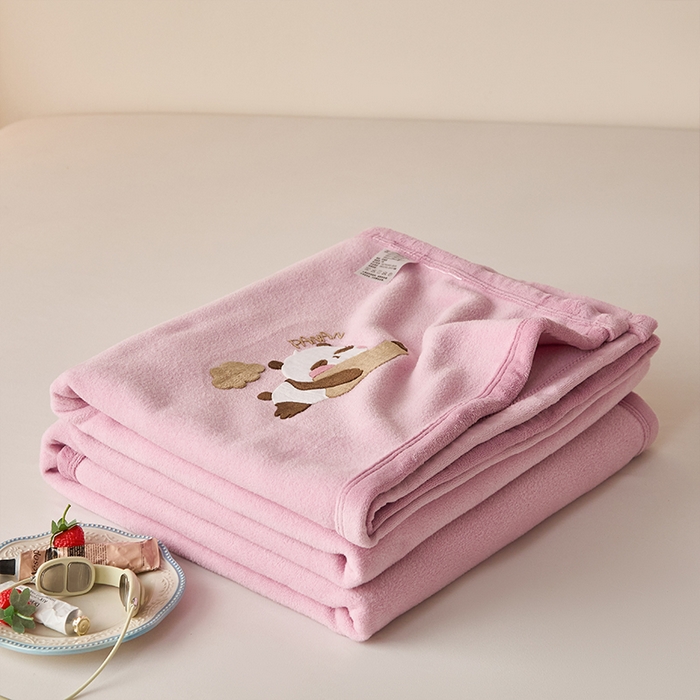 91家纺网 家纺一手货源 找家纺 皇寝世家家居 2025新款仿绵羊绒毛毯兔绒毯办公室午睡毯子毛巾被 四季空调沙发盖毯 浅紫