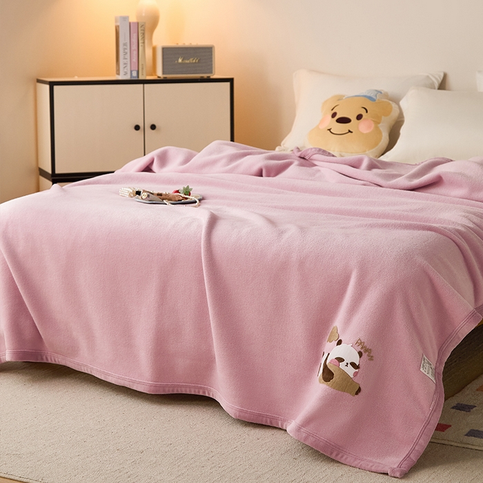 91家纺网 家纺一手货源 找家纺 皇寝世家家居 2025新款仿绵羊绒毛毯兔绒毯办公室午睡毯子毛巾被 四季空调沙发盖毯 浅紫