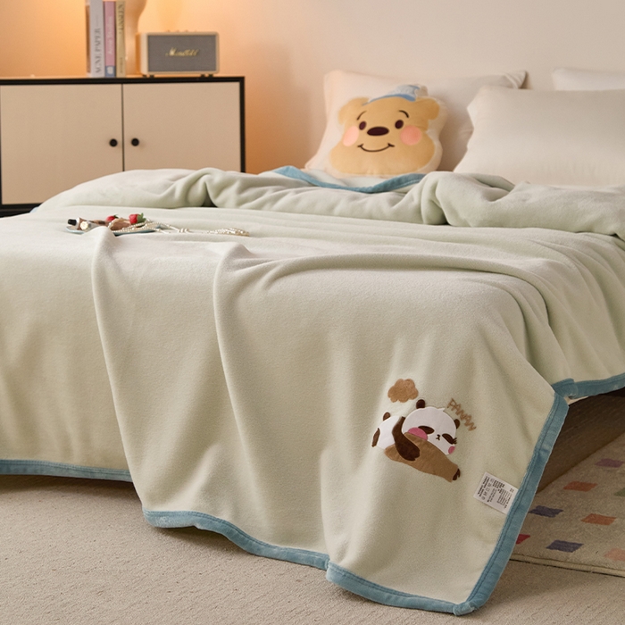 91家纺网 家纺一手货源 找家纺 皇寝世家家居 2025新款仿绵羊绒毛毯兔绒毯办公室午睡毯子毛巾被 四季空调沙发盖毯 浅绿