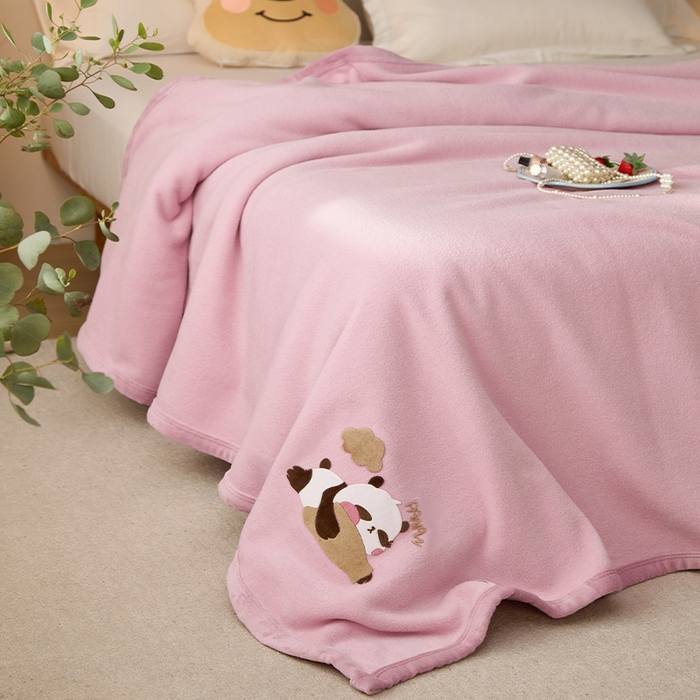 91家纺网 家纺一手货源 找家纺 皇寝世家家居 2025新款仿绵羊绒毛毯兔绒毯办公室午睡毯子毛巾被 四季空调沙发盖毯 浅紫