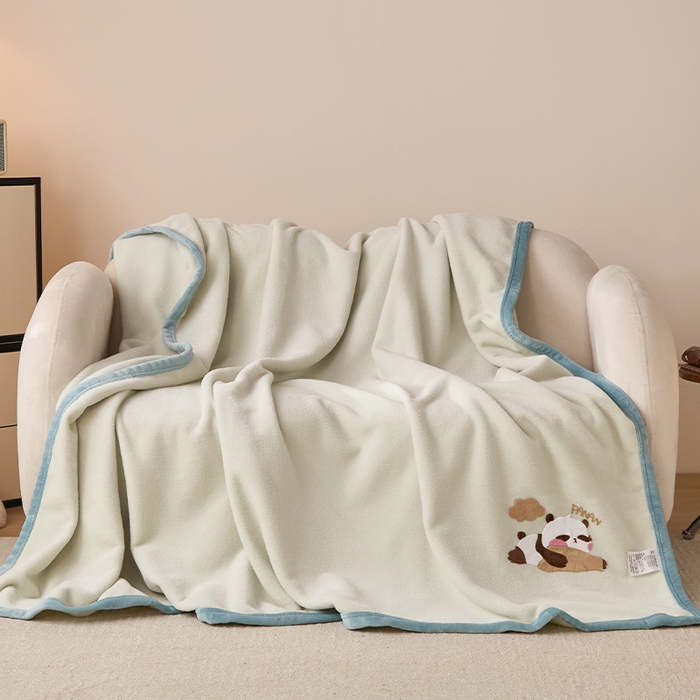 91家纺网 家纺一手货源 找家纺 皇寝世家家居 2025新款仿绵羊绒毛毯兔绒毯办公室午睡毯子毛巾被 四季空调沙发盖毯 浅绿