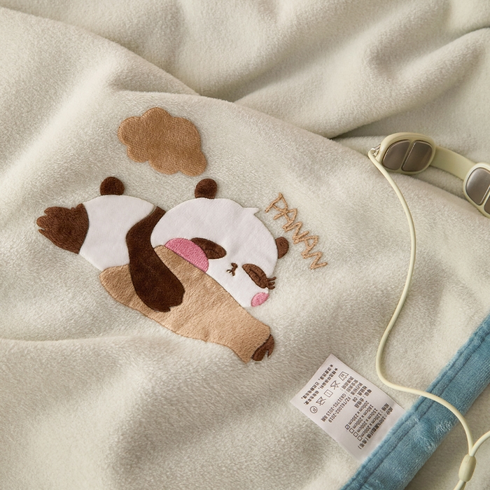 91家纺网 家纺一手货源 找家纺 皇寝世家家居 2025新款仿绵羊绒毛毯兔绒毯办公室午睡毯子毛巾被 四季空调沙发盖毯 浅绿