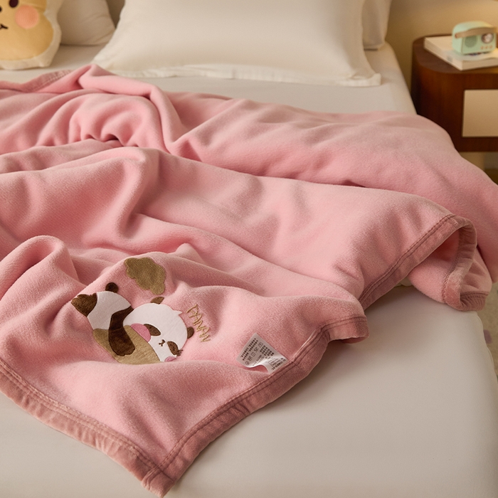 91家纺网 家纺一手货源 找家纺 皇寝世家家居 2025新款仿绵羊绒毛毯兔绒毯办公室午睡毯子毛巾被 四季空调沙发盖毯 粉色