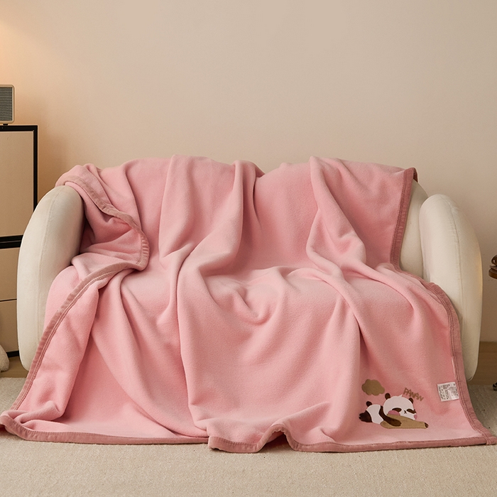 91家纺网 家纺一手货源 找家纺 皇寝世家家居 2025新款仿绵羊绒毛毯兔绒毯办公室午睡毯子毛巾被 四季空调沙发盖毯 粉色