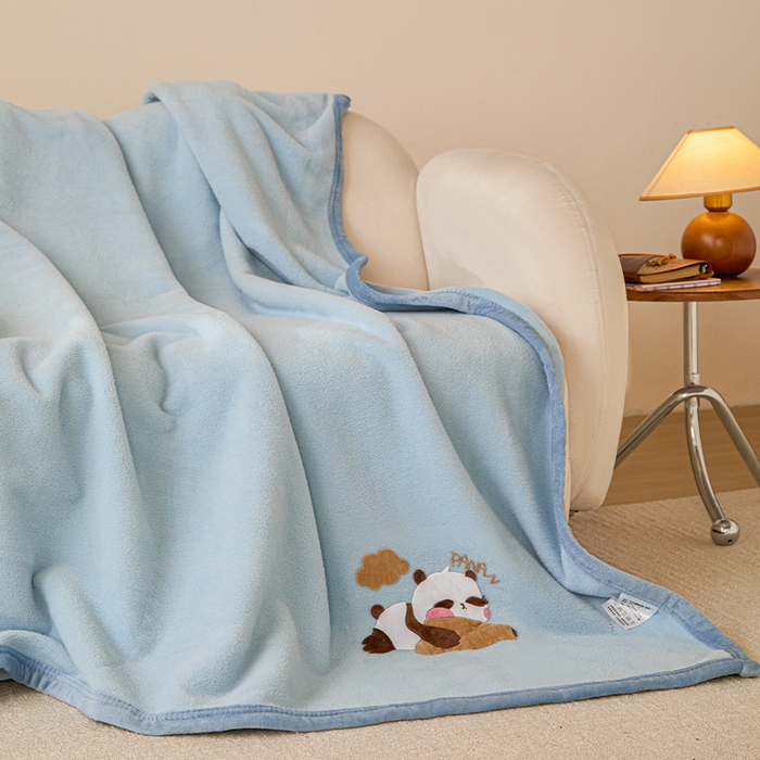 91家纺网 家纺一手货源 找家纺 皇寝世家家居 2025新款仿绵羊绒毛毯兔绒毯办公室午睡毯子毛巾被 四季空调沙发盖毯 浅蓝