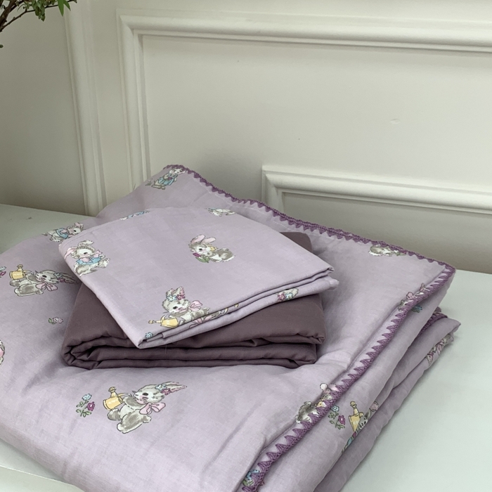 91家纺网 家纺一手货源 找家纺 源启生活 2025新款A类贝壳边款双层纱夏被 妮可兔