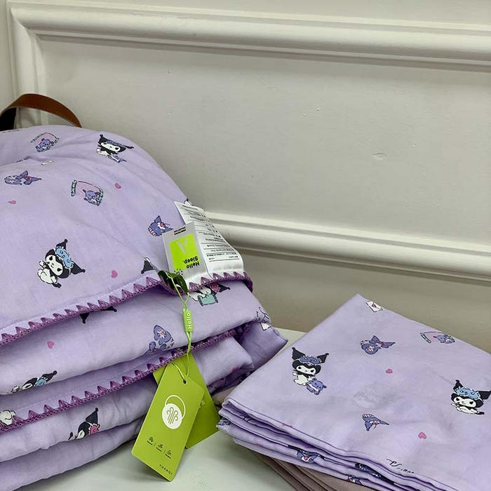 91家纺网 家纺一手货源 找家纺 源启生活 2025新款A类贝壳边款双层纱夏被 晚安库洛米