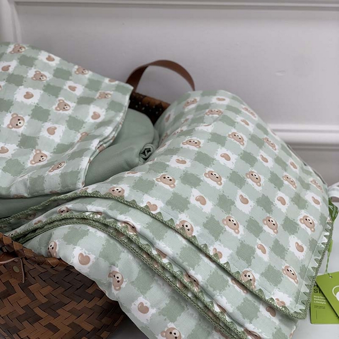 91家纺网 家纺一手货源 找家纺 源启生活 2025新款A类贝壳边款双层纱夏被 仔仔熊