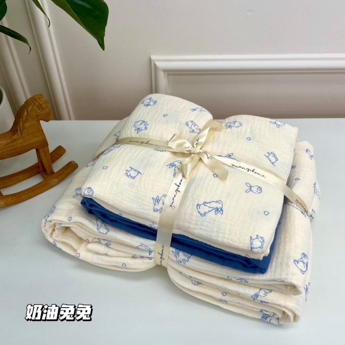 91家纺网 家纺一手货源 找家纺 源启生活 2025新款全棉A类双层皱皱纱四件套 奶油兔兔