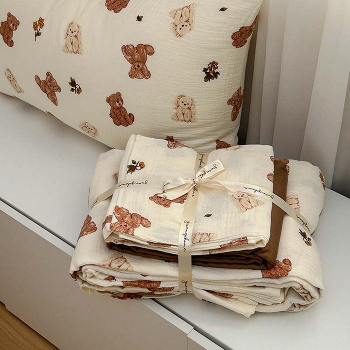 91家纺网 家纺一手货源 找家纺 源启生活 2025新款全棉A类双层皱皱纱四件套 呆萌熊