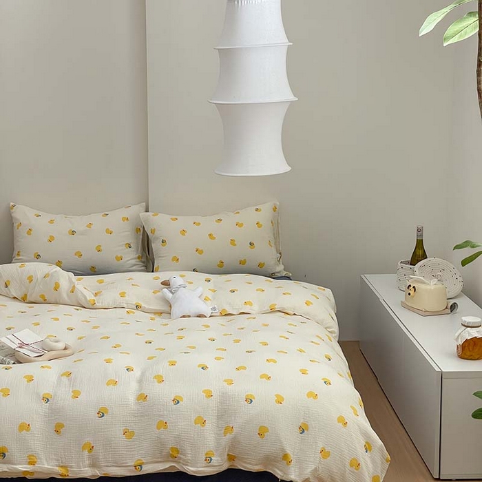 91家纺网 家纺一手货源 找家纺 源启生活 2025新款全棉A类双层皱皱纱四件套 小黄鸭