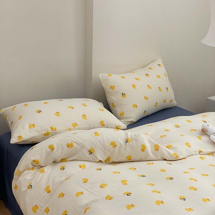 91家纺网 家纺一手货源 找家纺 源启生活 2025新款全棉A类双层皱皱纱四件套 小黄鸭