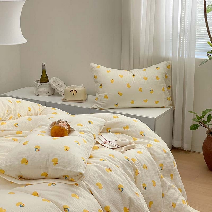 91家纺网 家纺一手货源 找家纺 源启生活 2025新款全棉A类双层皱皱纱四件套 小黄鸭