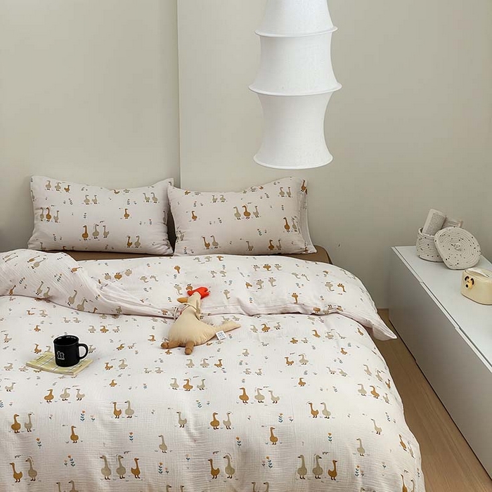 91家纺网 家纺一手货源 找家纺 源启生活 2025新款全棉A类双层皱皱纱四件套 乖乖鸭