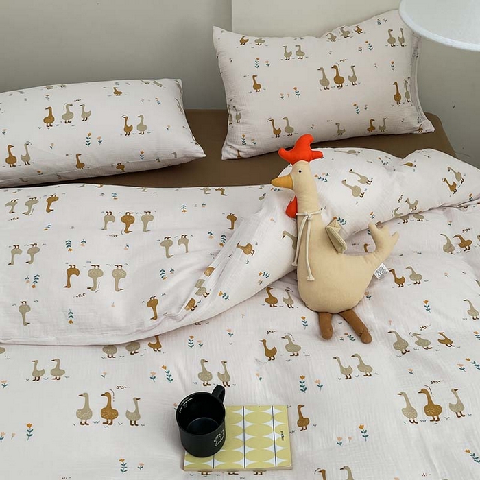 91家纺网 家纺一手货源 找家纺 源启生活 2025新款全棉A类双层皱皱纱四件套 乖乖鸭