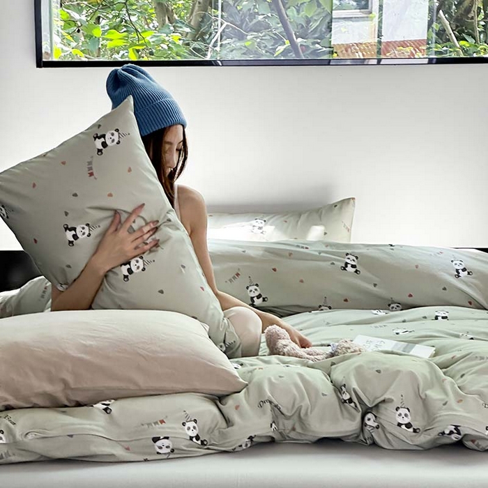 91家纺网 家纺一手货源 找家纺 源启生活 2025秋冬新款A类全棉针织棉活性印染四件套 熊猫生日会