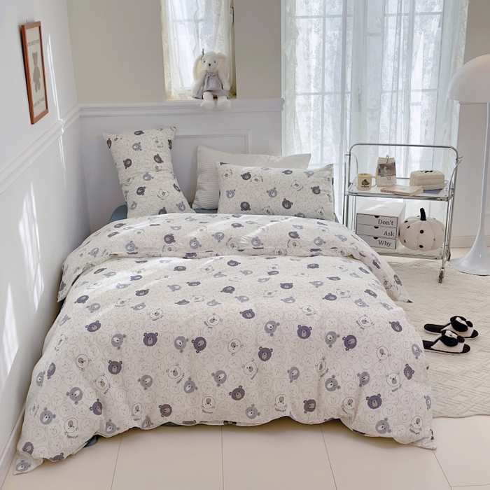 91家纺网 家纺一手货源 找家纺 源启生活 2025新款A类抗菌有氧双层纱全棉印花四件套 蓝色小熊