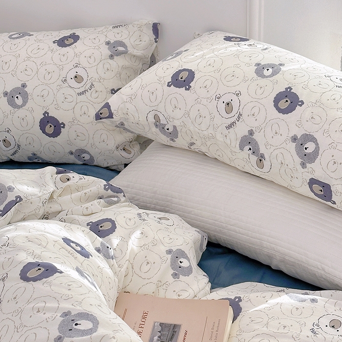 91家纺网 家纺一手货源 找家纺 源启生活 2025新款A类抗菌有氧双层纱全棉印花四件套 蓝色小熊