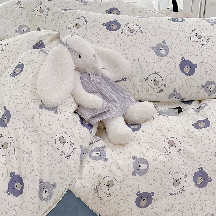 91家纺网 家纺一手货源 找家纺 源启生活 2025新款A类抗菌有氧双层纱全棉印花四件套 蓝色小熊