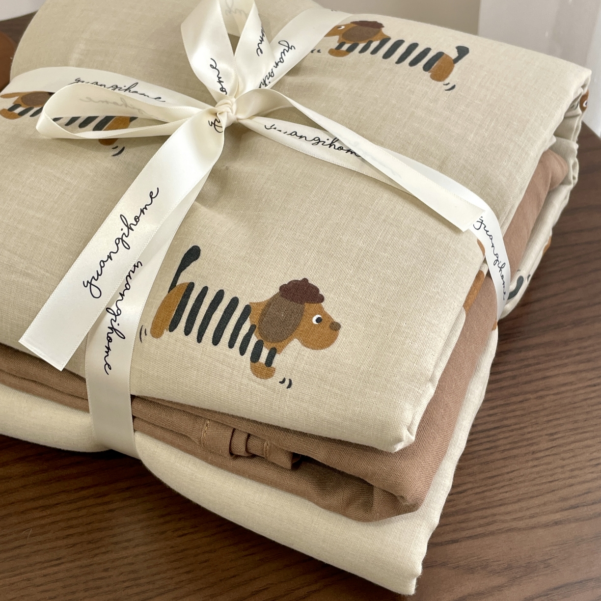 91家纺网 家纺一手货源 找家纺 源启生活 2025新款A类抗菌有氧双层纱全棉印花四件套 修修狗