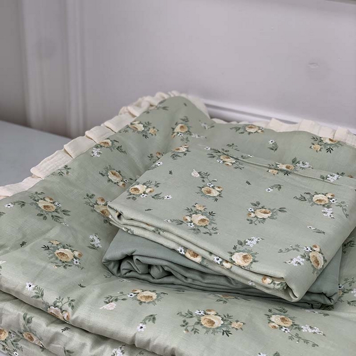 91家纺网 家纺一手货源 找家纺 源启生活 2025新款A类绉纱花边款有氧双层纱夏被被子被芯 后花园