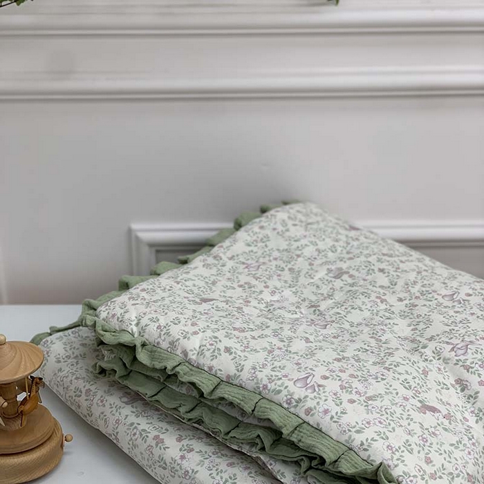 91家纺网 家纺一手货源 找家纺 源启生活 2025新款A类绉纱花边款有氧双层纱夏被被子被芯 奶兔兔