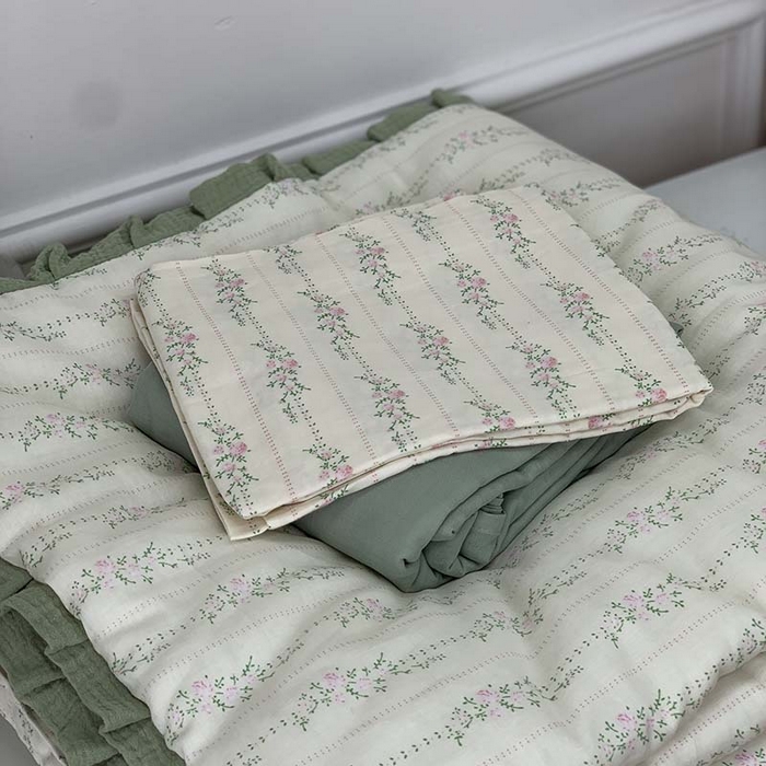 91家纺网 家纺一手货源 找家纺 源启生活 2025新款A类绉纱花边款有氧双层纱夏被被子被芯 情书