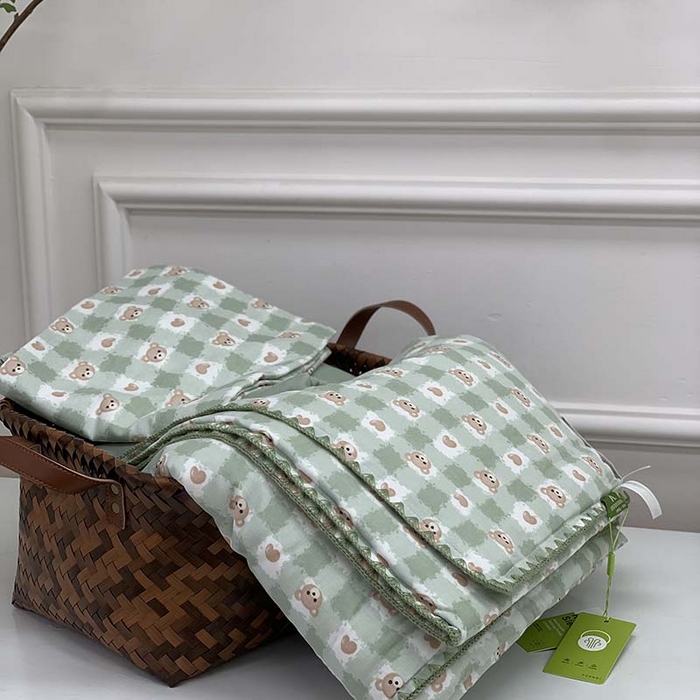 91家纺网 家纺一手货源 找家纺 源启生活 2025新款A类绉纱花边款有氧双层纱夏被被子被芯 仔仔熊