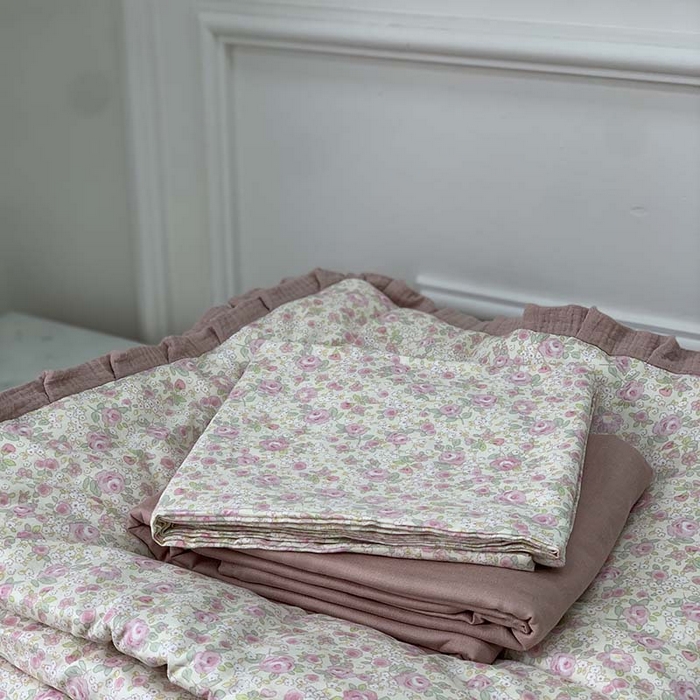 91家纺网 家纺一手货源 找家纺 源启生活 2025新款A类绉纱花边款有氧双层纱夏被被子被芯 茱丽叶