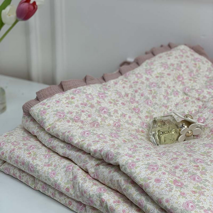 91家纺网 家纺一手货源 找家纺 源启生活 2025新款A类绉纱花边款有氧双层纱夏被被子被芯 茱丽叶