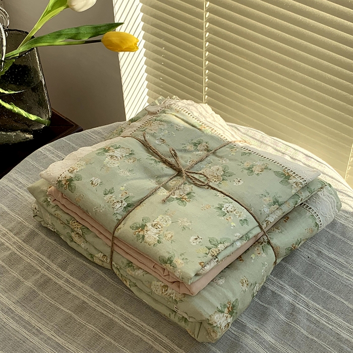 91家纺网 家纺一手货源 找家纺 源启生活 2025新款镂空蕾丝边四件套 晨茵