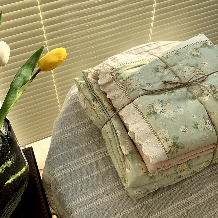 91家纺网 家纺一手货源 找家纺 源启生活 2025新款镂空蕾丝边四件套 晨茵