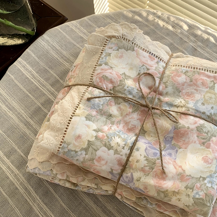 91家纺网 家纺一手货源 找家纺 源启生活 2025新款镂空蕾丝边四件套 半岛红茶