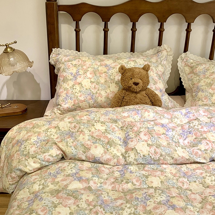 91家纺网 家纺一手货源 找家纺 源启生活 2025新款镂空蕾丝边四件套 半岛红茶