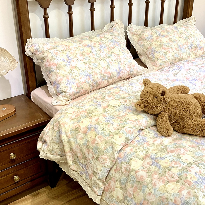 91家纺网 家纺一手货源 找家纺 源启生活 2025新款镂空蕾丝边四件套 半岛红茶