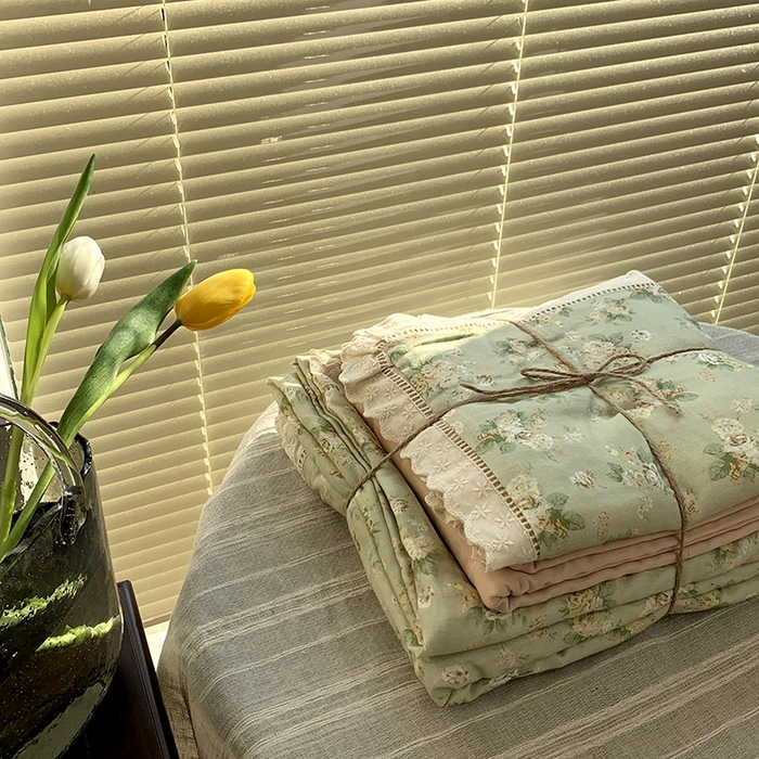 91家纺网 家纺一手货源 找家纺 源启生活 2025新款镂空蕾丝边四件套 晨茵