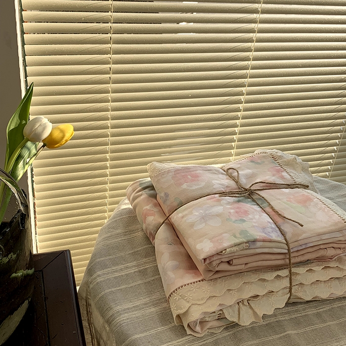 91家纺网 家纺一手货源 找家纺 源启生活 2025新款镂空蕾丝边四件套 云水谣