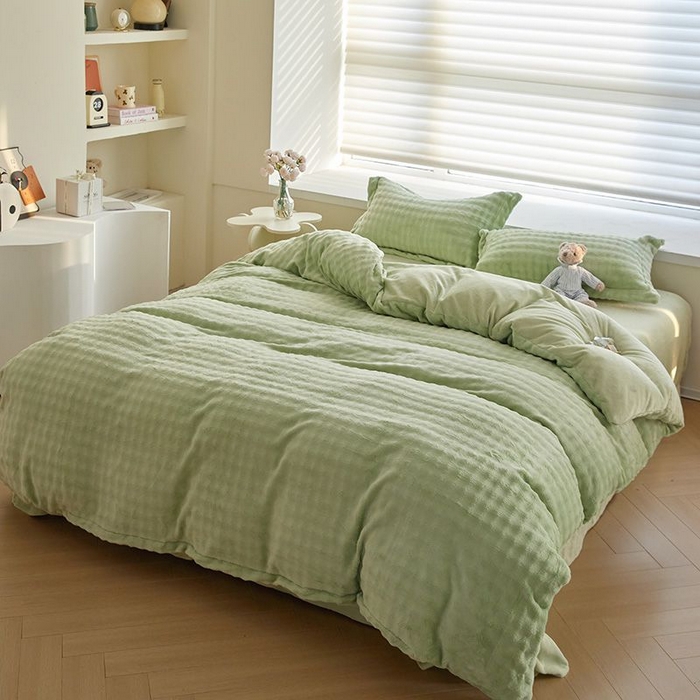 91家纺网 家纺一手货源 找家纺 卡斯诺家纺馆 2025新款A类高克重兔毛绒牛奶绒四件套（赠礼袋） 抹茶绿