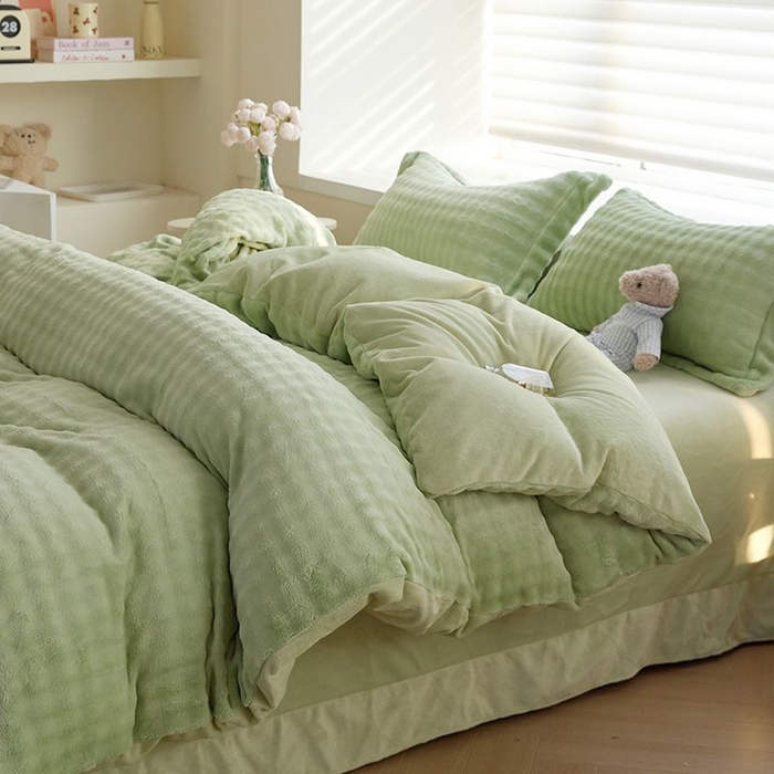 91家纺网 家纺一手货源 找家纺 卡斯诺家纺馆 2025新款A类高克重兔毛绒牛奶绒四件套（赠礼袋） 抹茶绿