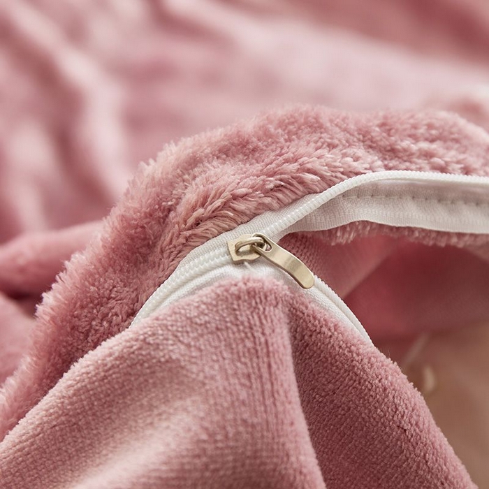 91家纺网 家纺一手货源 找家纺 卡斯诺家纺馆 2025新款A类高克重兔毛绒牛奶绒四件套（赠礼袋） 豆沙粉